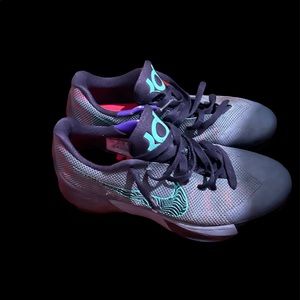 KD Trey 5, multi color grey and purple